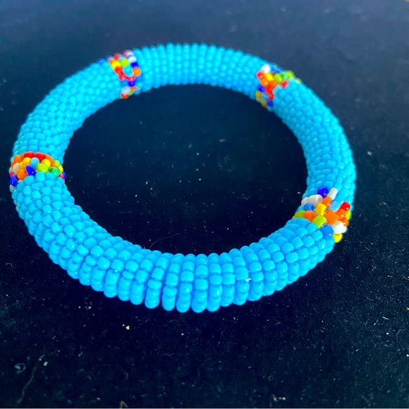 Multicolored seed bead bangle bracelet - Picture 2 of 2